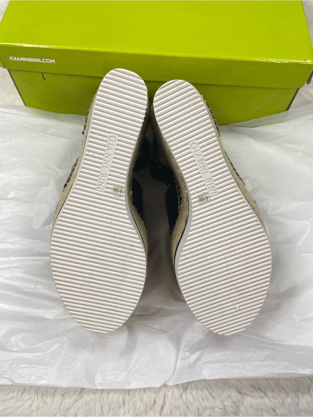 Gianni Bini Black Leather Espadrille Wedge Sandals Size 6.5